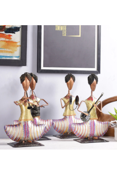 Solid Wood Figurines Set of 4 Solid Wood Figurines Set of 4